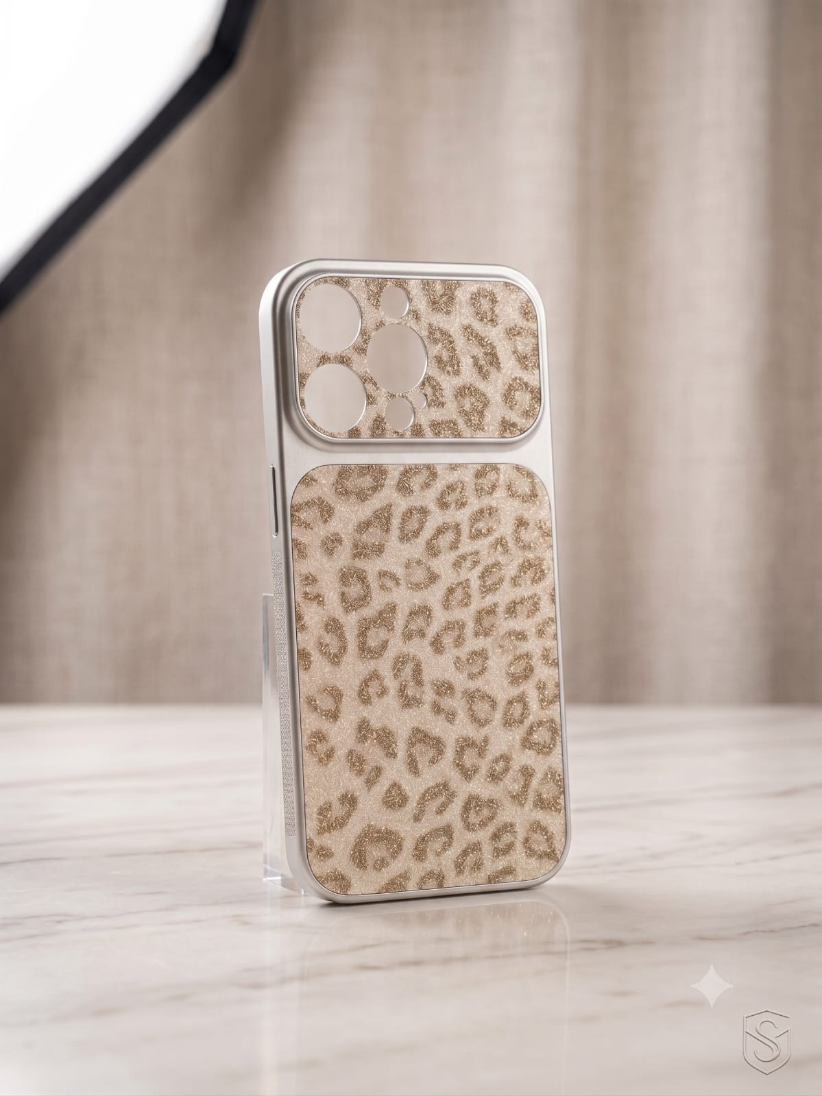 SHIMMER SAND CHEETAH IPHONE CASE